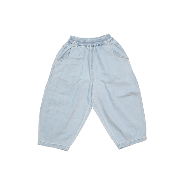 Pleated Barrel Jeans