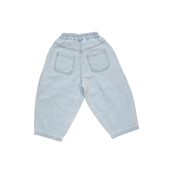 Pleated Barrel Jeans
