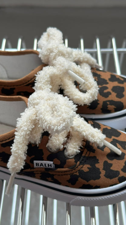 Fluffy Laces